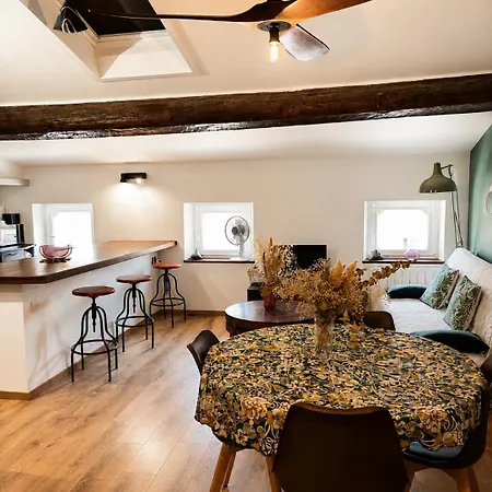 Apartamento Evasion Cosy Dans Le Vieux Village De
