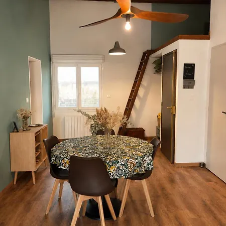 Evasion Cosy Dans Le Vieux Village De Apartamento Gruissan